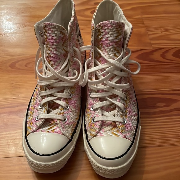 Men’s 10.5 - Converse Chuck Taylor Pink Woven High Top - Picture 11 of 11